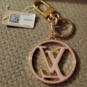 Louis Vuitton LV Circle EPI Leather Bag Charm & Ke